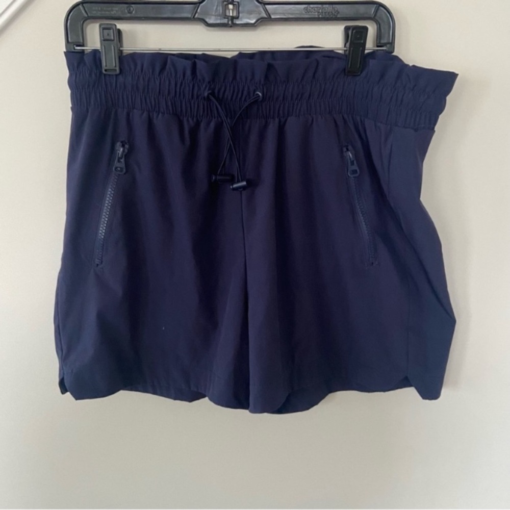 Te Verde Shorts